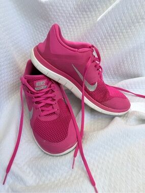 Nike Women's Hot Pink Athletic Running Shoes with Silver Swoosh